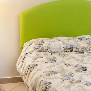 hotel-serena-naples.hotels-amalfi.com/