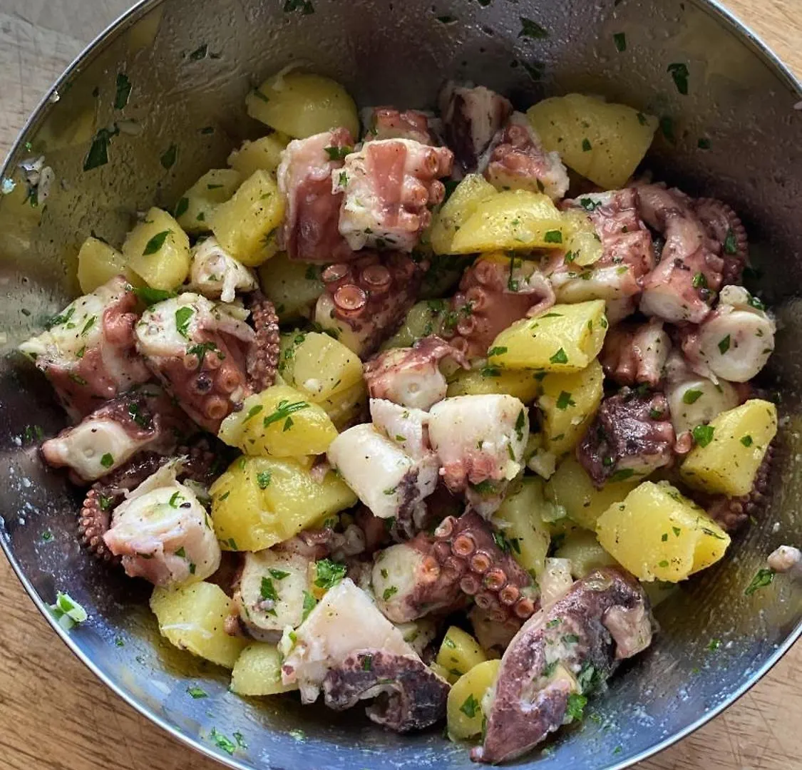 Villa Orsini - A Retreat In Pisa - Food And Relax